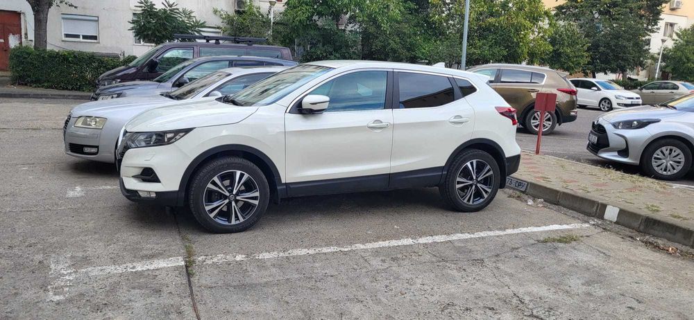 Nissan qashqai, 2018 - 13300 euro negociabil!