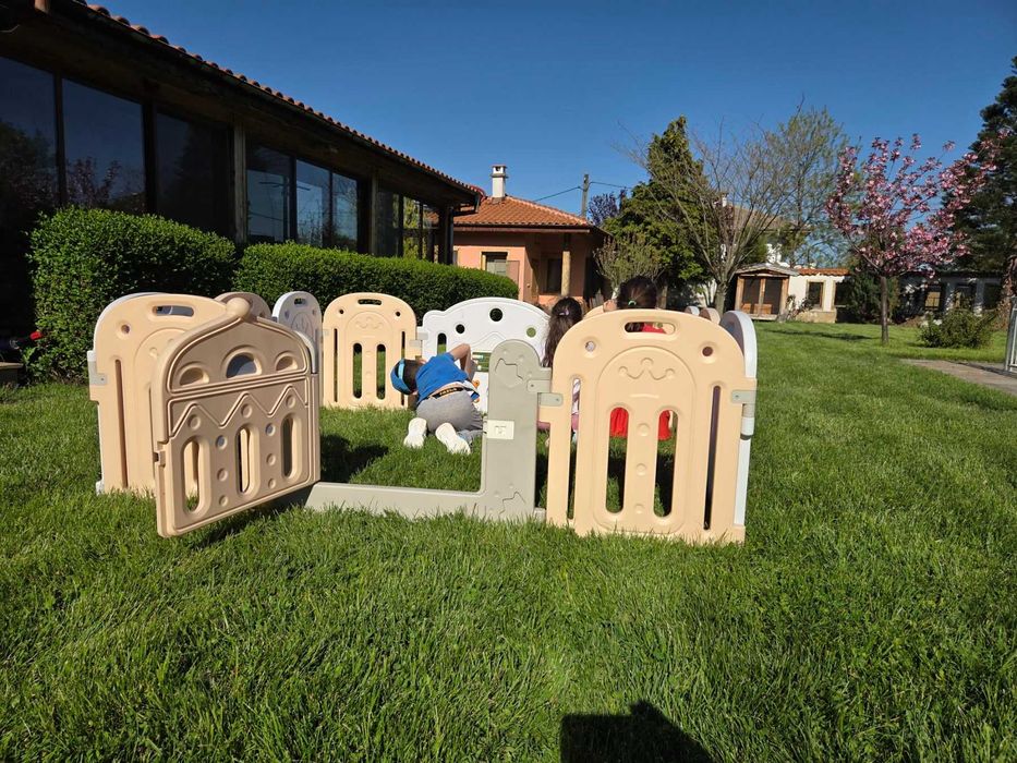 Детска ограда Sonne Home, Sweetie Pacho, Бял/Прасковен цвят