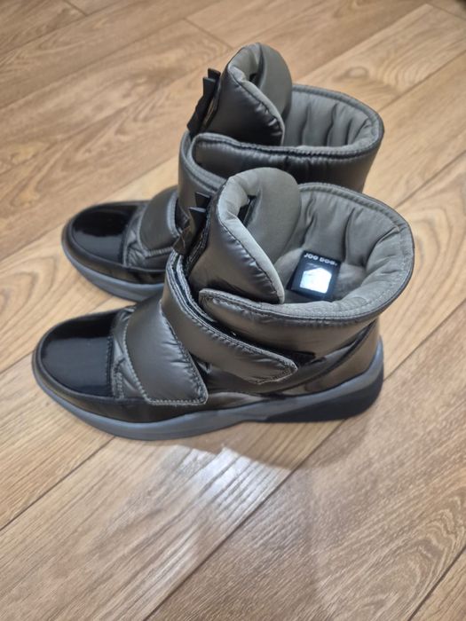 Продам сапоги « JOG DOG»