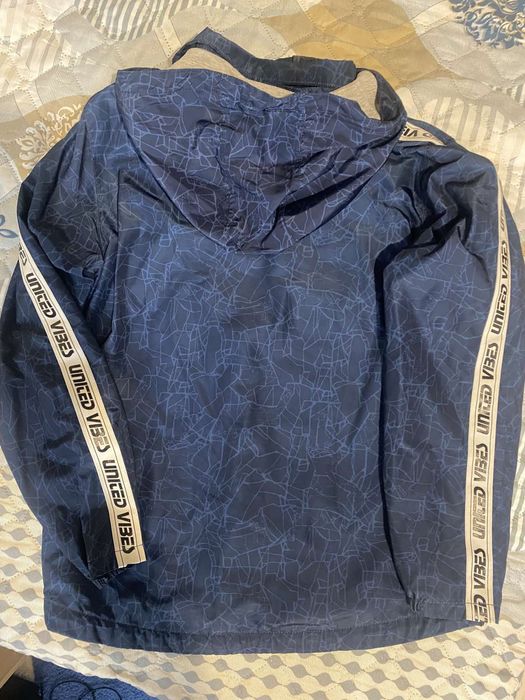 Пролетно-есенно яке на H&M