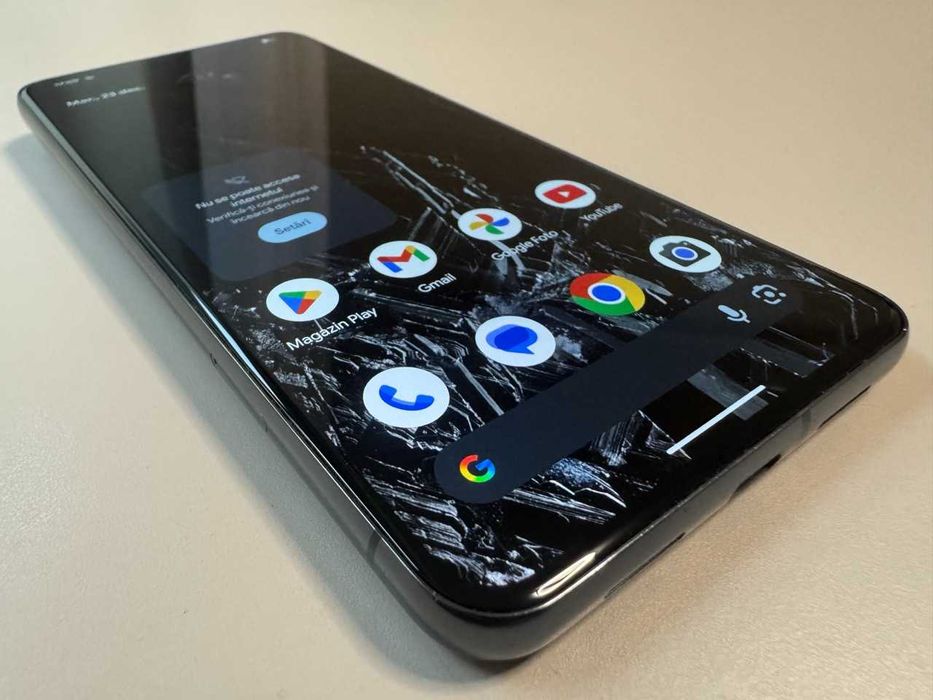 Google / Pixel 8 Pro 128+12 / Obsidian