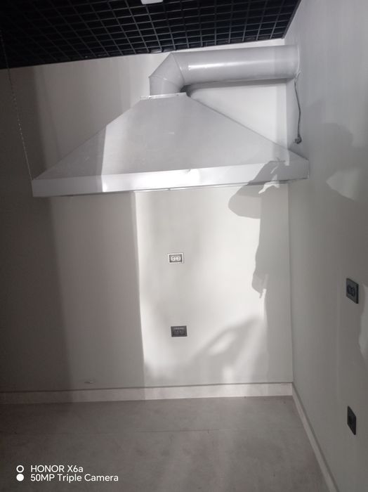 сдаётся аренда под кафейняа либа Fas  food Юунусобод Тату  институт