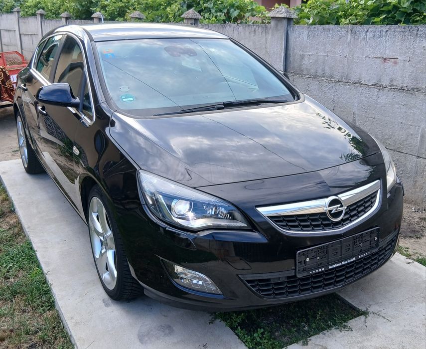 OPEL Astra 2011 — imagine 4