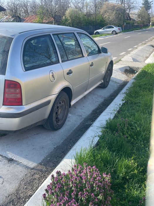Skoda Octavia 1