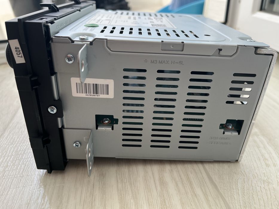 Продам Автомагнитолу на Кобальт!