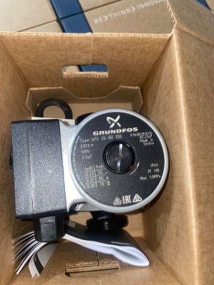 Циркуляционный насос Grundfos  (двигатель) запчаст для двухконтурных к