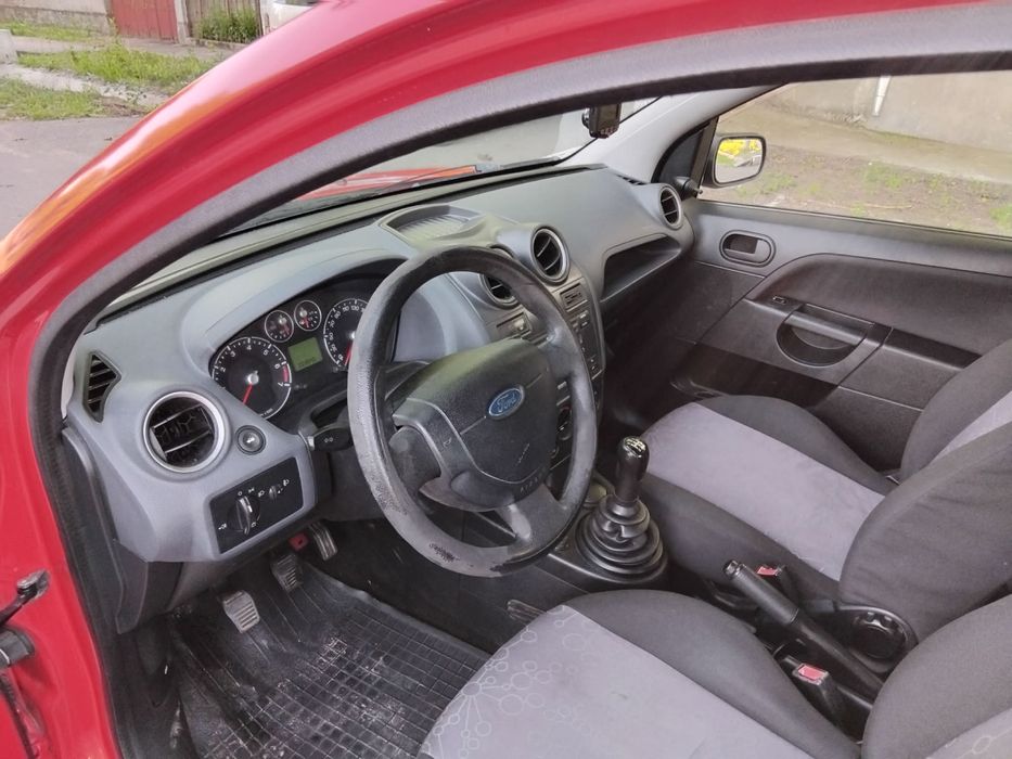 Ford Fiesta 5 usi