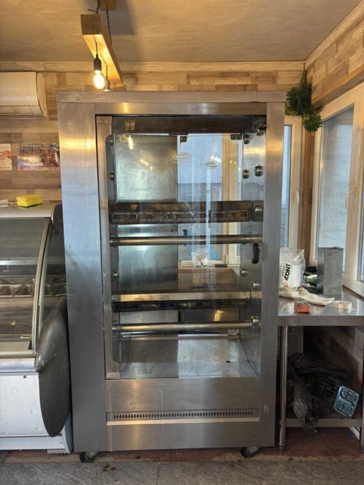 Продава се грил за пилета