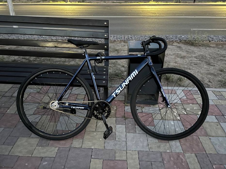 Продам цуник Tsunami snm100