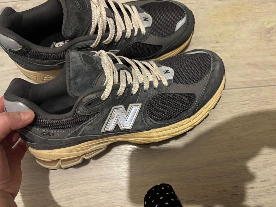 Кроссовки New Balance 2002R