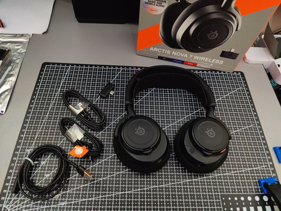 Steeleseries Arctis Nova 7 wireless
