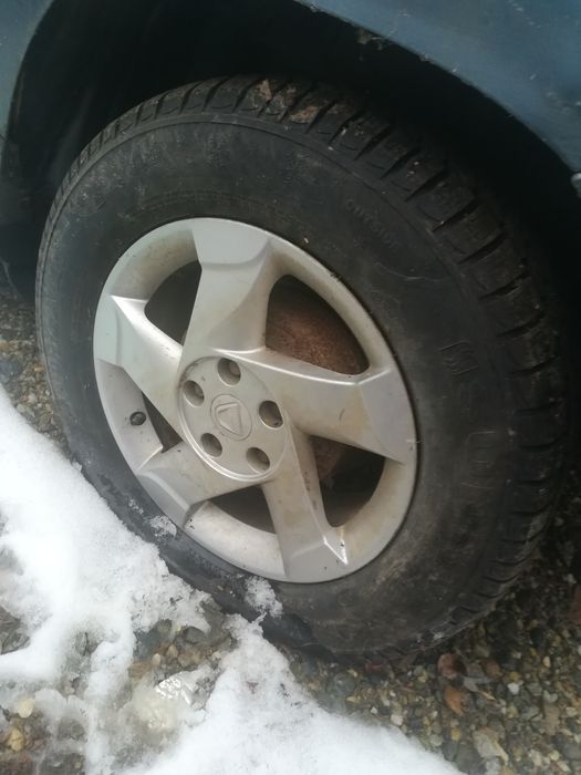 Jante dacia duster anvelope noi M-S