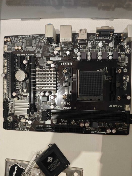 GA-78LMT-S2 R2 + AMD FX-8300 + 8GB DDR3 RAM + Thermaltake 650W PSU