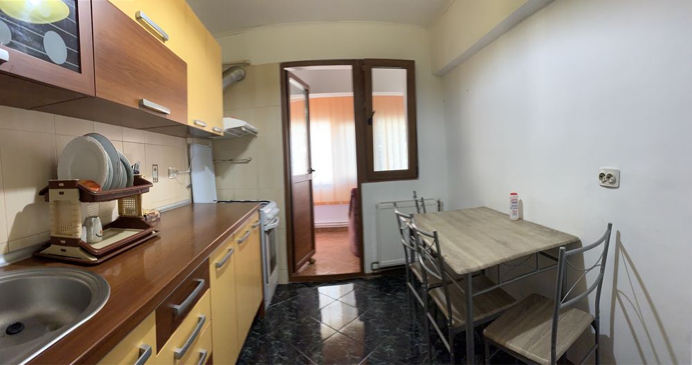 Ofer spre vinzare apartament 3 camere