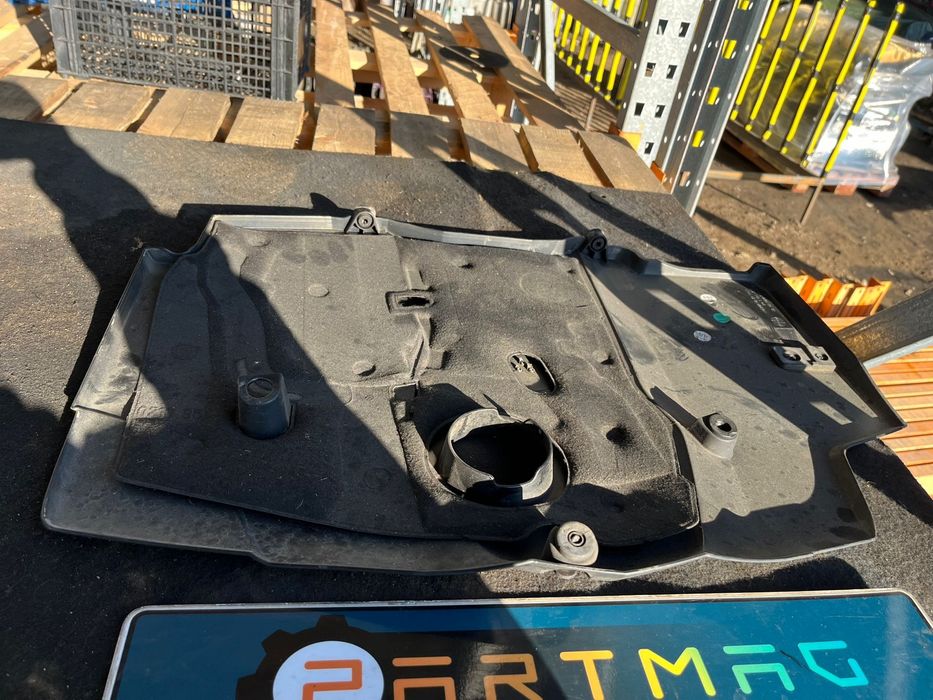 Кора над мотора за Mercedes W205 OM651