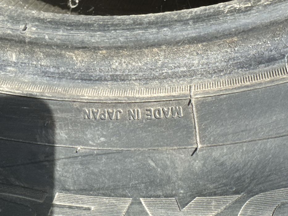 Продам шины Toyo