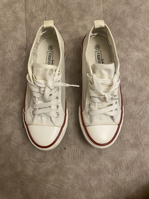 Летние кеды в отличном состоянии