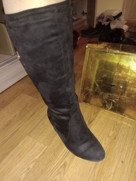 Зимние замшевые сапоги 38размер