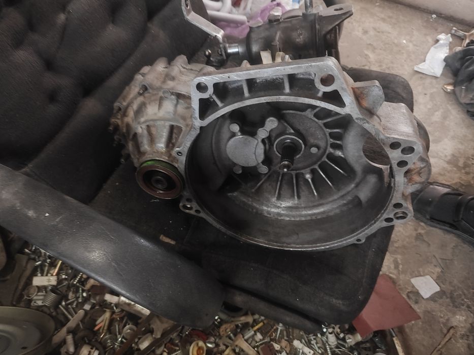 Продам каробку Фольксваген гольф 2