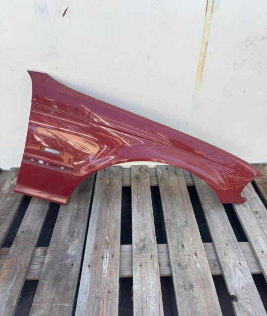 Aripa fata dreapta BMW Seria 3 E36