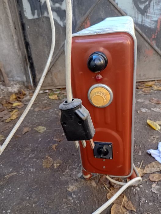 Стар,ретро радиатор Смлядово