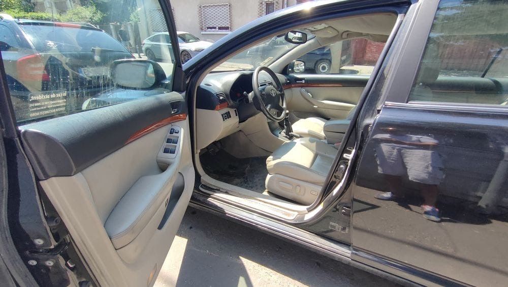 De vanzare toyota