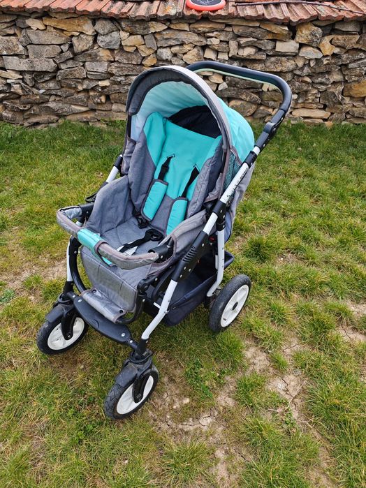 Бебешка / Детска Количка с Летен и Зимен Кош с Помпащи Гуми