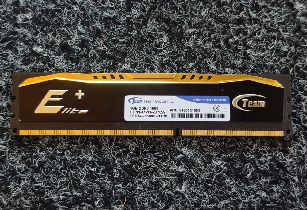 Componente PC - Placa de baza - DDR3 - HDD - DVD-RW - Sursa