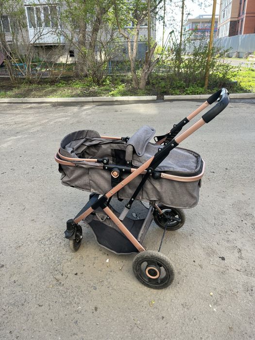 Продам детскую коляску