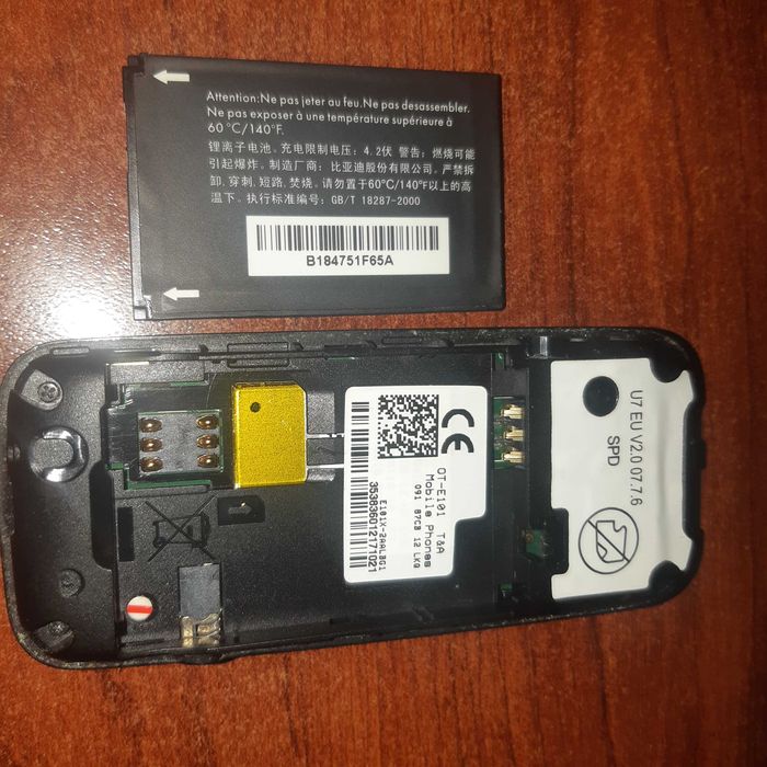 Продавам Alcatel OT-E101