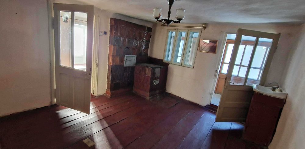 Casa si teren de vanzare in Tg Neamt