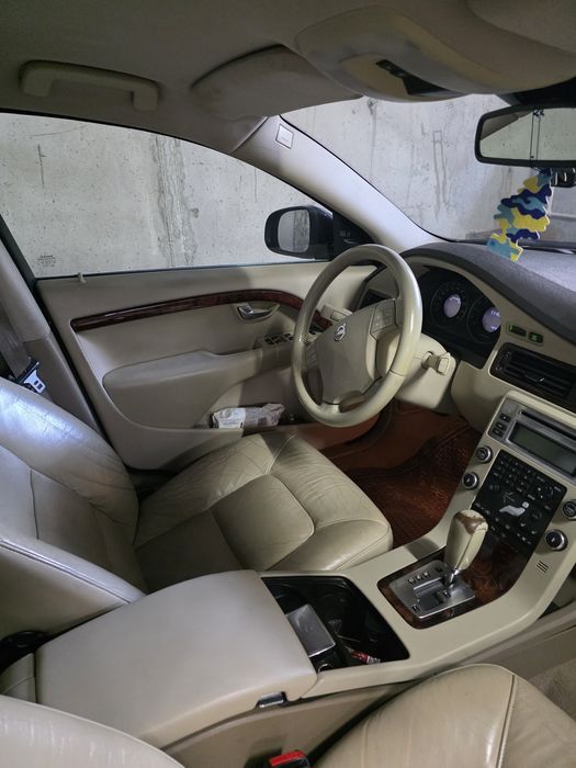 Volvo  V70  2.4 Diesel  D5 Combi