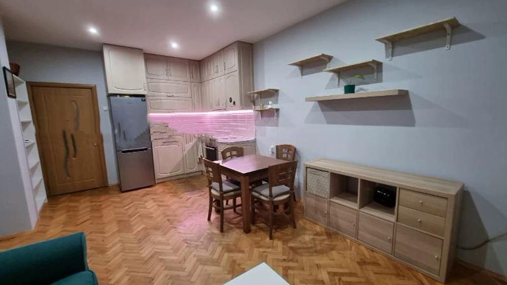 Дава се под наем Двустаен апартамент в София, Зона Б-18 - 55 кв.м за 600 € - Снимка #2