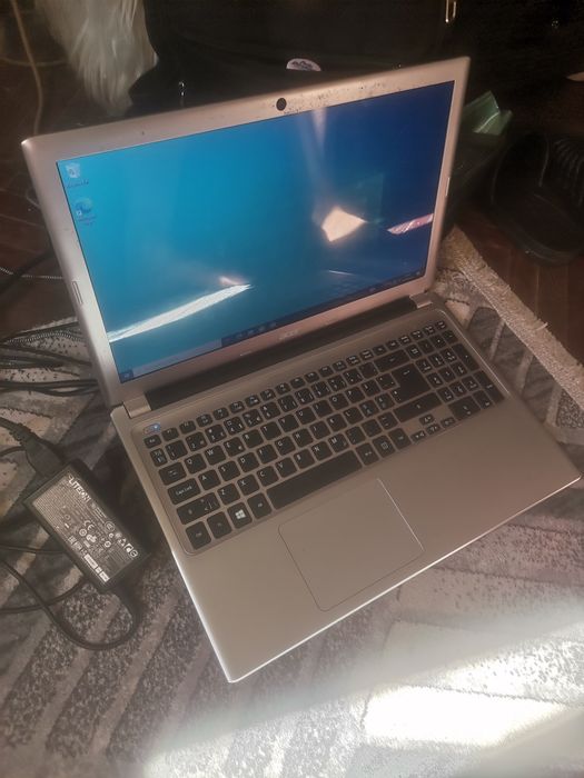 Leptop Acer de vanzare functional doar la curent