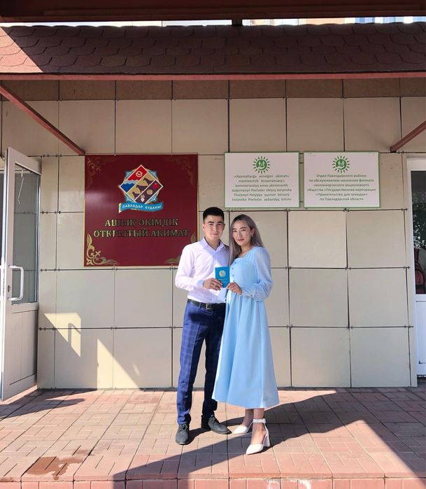 Продам платья