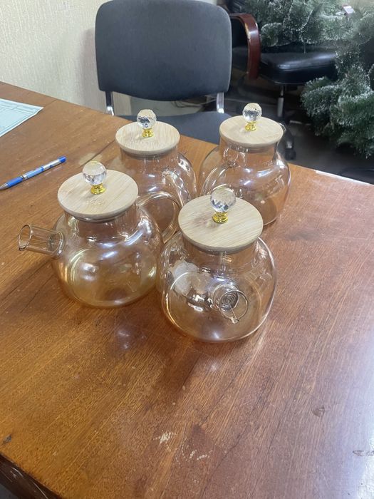 Продам стекляные чайники