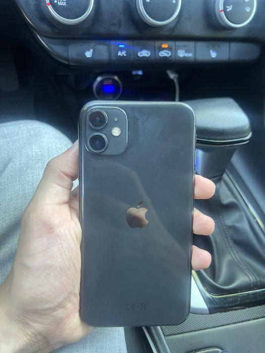 Продам Iphone 11 64GB