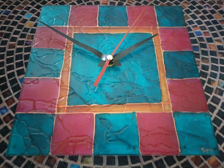 Кварцов стъклен стенен часовник от Норвегия