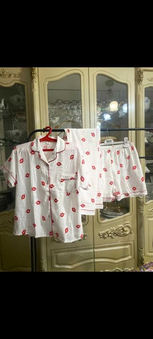 Пижамы в наличии тройка