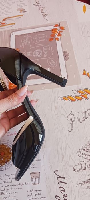 Дамски  сандали на ток 40 номер