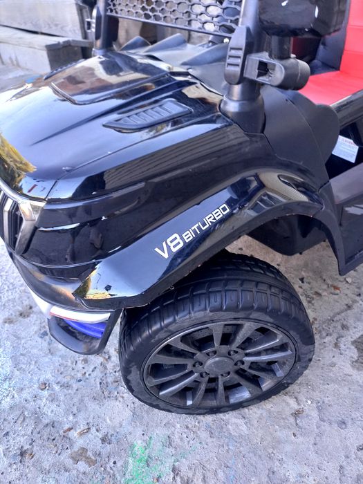 Детский автомобиль