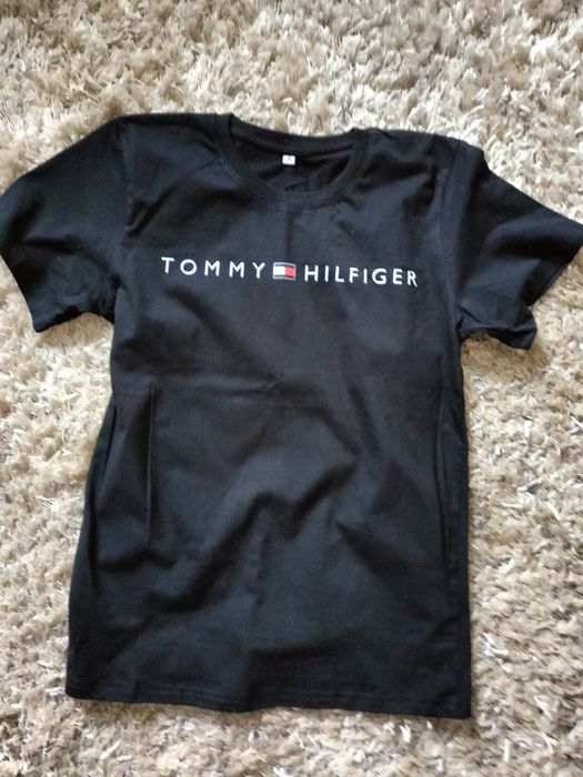 Продам футболку новую