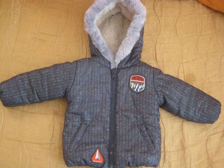 Плътно яке с подплата и качулка 68 размер