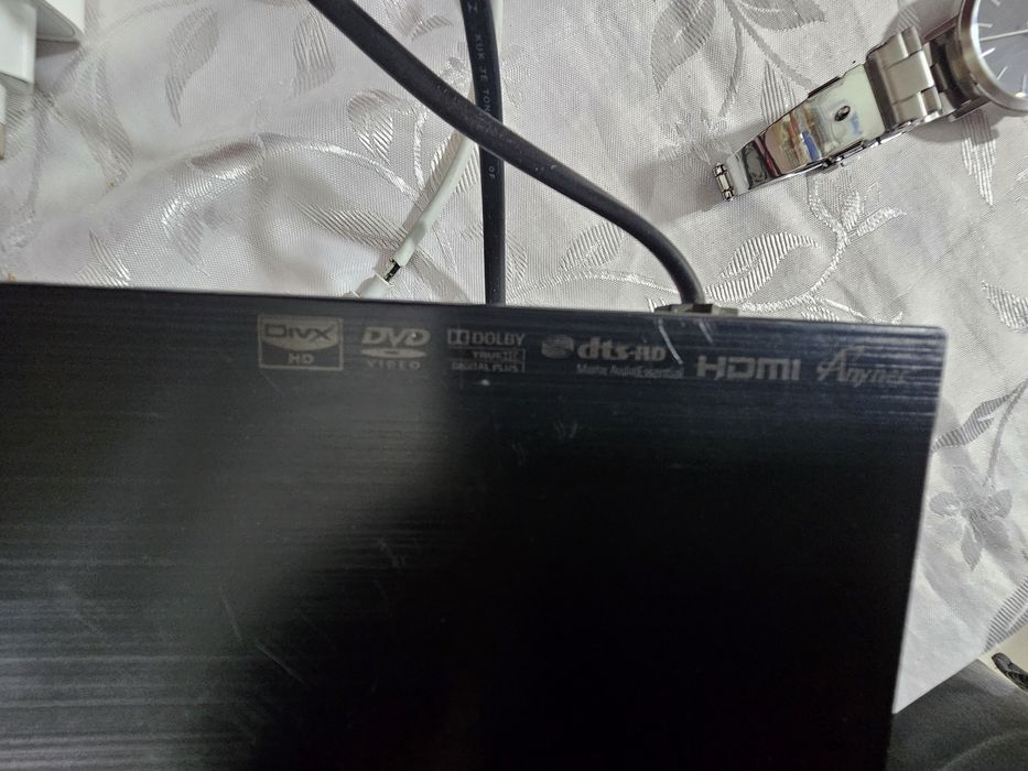 Samsung Blue-Ray Disc HOME CINEMA SYSTEM Model HT-C5550