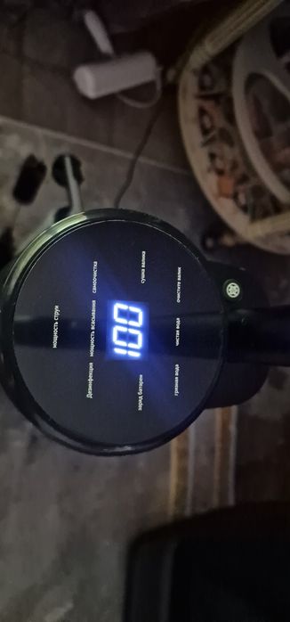 Продам беспроводной пылесос