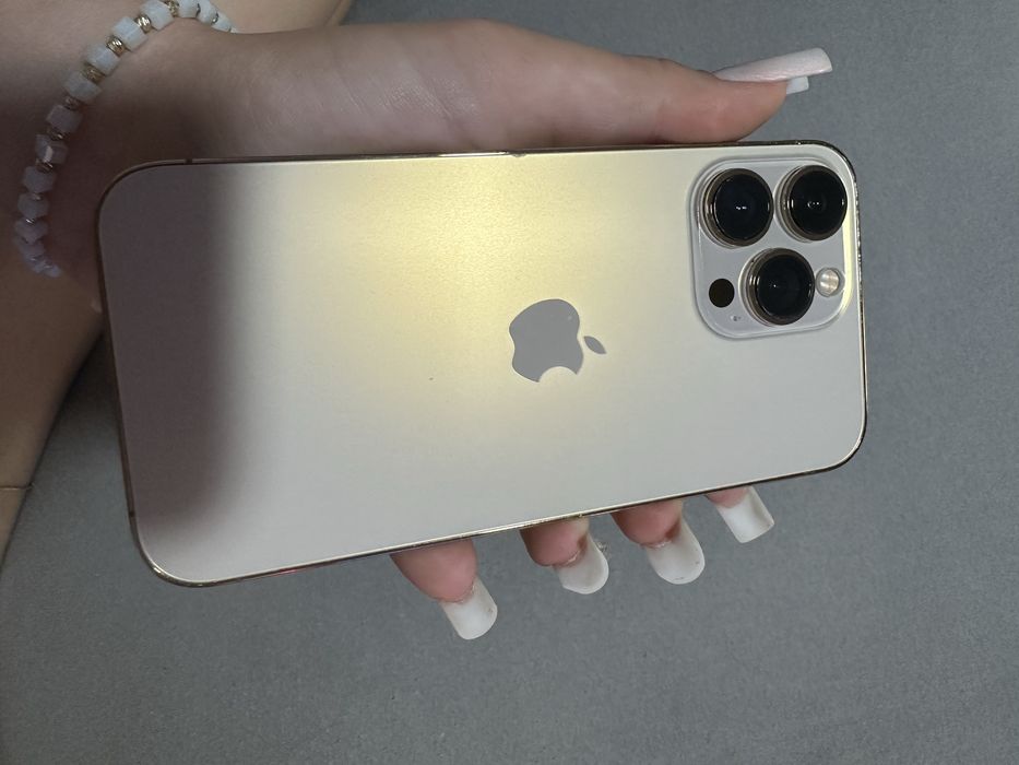 iphone 13 pro.