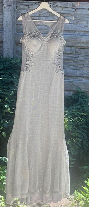 Rochie de seară argintie