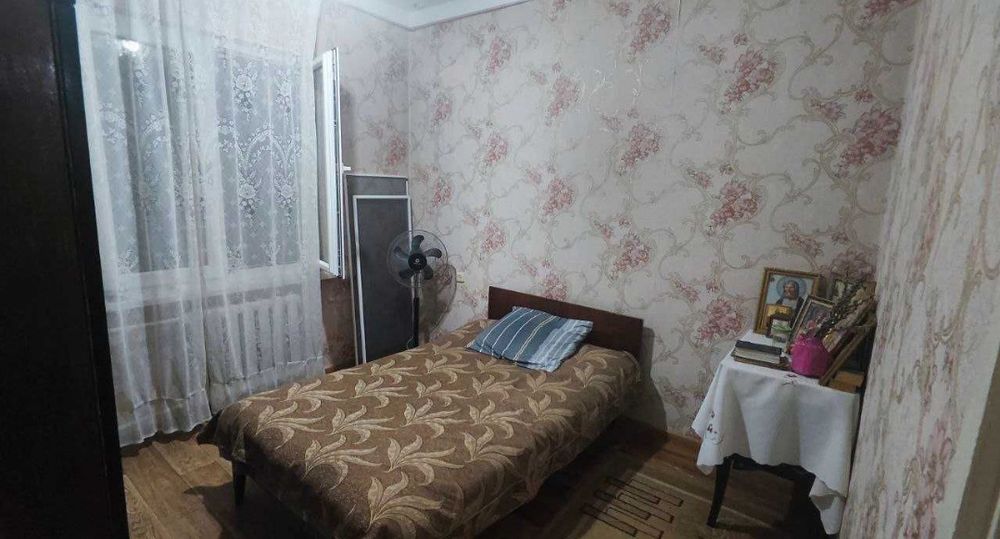 Продаю на Карасу2 3/4/4