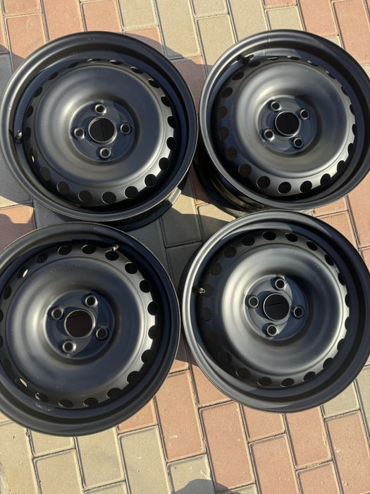 Продам диски на Рио Акцент