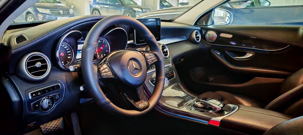 Se vinde Mercedes-Benz C 200 Bluetec, 2015.